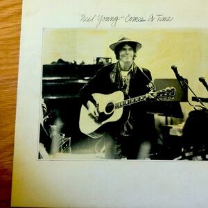 Neil Young Comes a Time Lp
